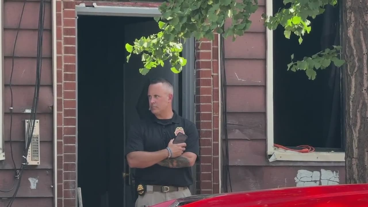 Un incendio la madrugada del martes en un edificio en Bushwick, Brooklyn, dejó 11 personas heridas y varias familias desplazadas.