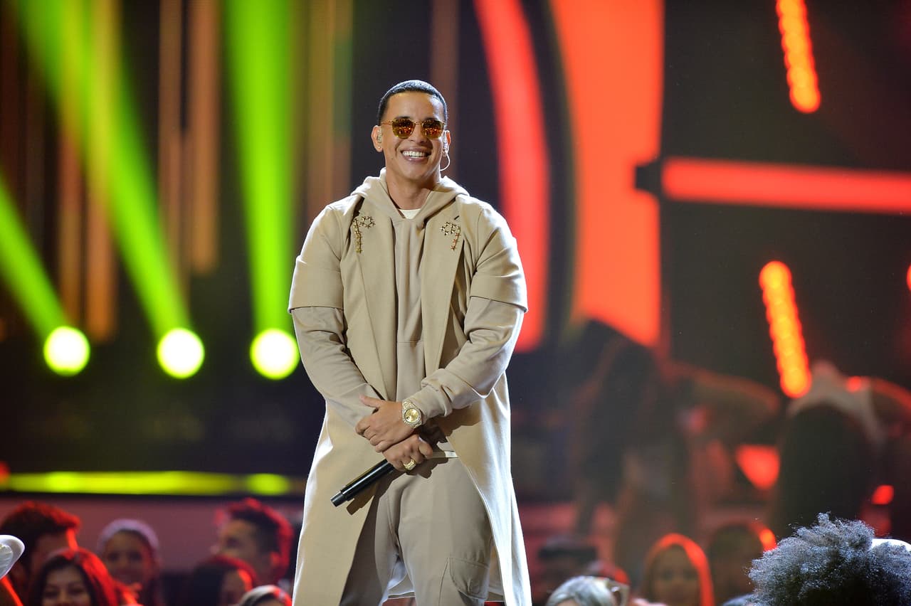 <b>Daddy Yankee</b>: se estima que el reggaetonero más famosos del mundo ha vendido más de 18 millones de discos. 
<br>