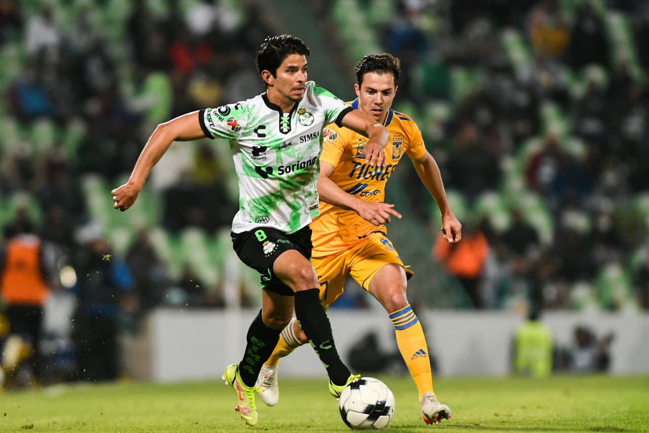 Caixinha afirma que Orbelín tiene todo para triunfar en Europa