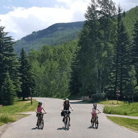 Durante esta semana, Karla estuvo feliz rodeada del amor de su familia y muy cerca de la naturaleza.