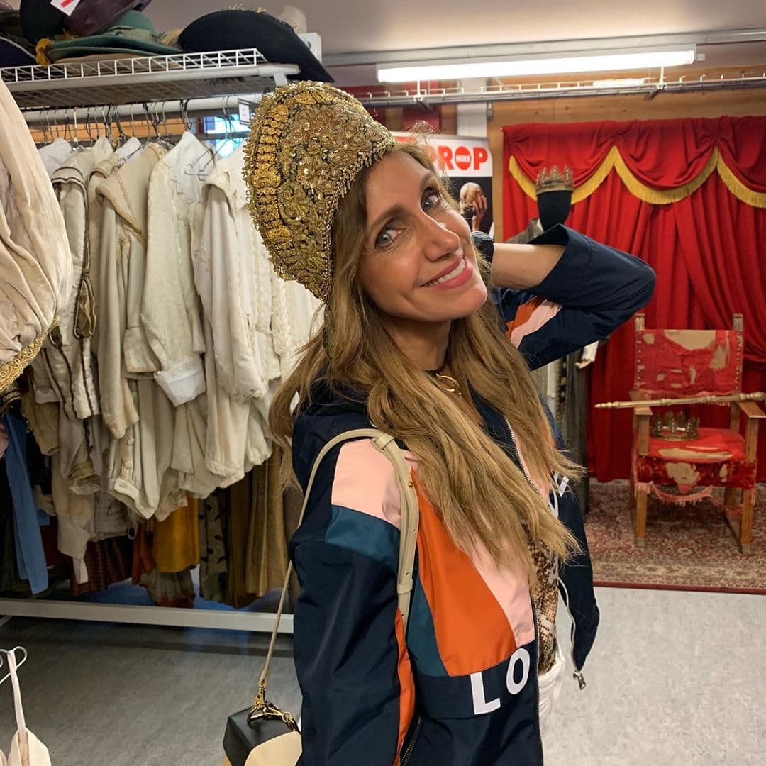 <a href="https://www.univision.com/shows/el-gordo-y-la-flaca/en-fotos-el-viaje-de-lili-estefan-y-sus-hijos-a-londres-que-ha-resultado-mejor-de-lo-planeado-fotos">Lili Estefan</a> disfrutó unas divertidas vacaciones en Londres, Reino Unido, donde realizó actividades típicas de los británicos en compañía de su familia.