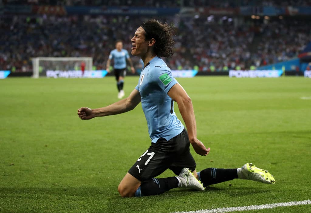 El tercer gol en una Copa del Mundo para Cavani, quien en Brasil 2014 anotara un gol de penalti en a derrota 3-1 ante Costa Rica en aquella cita.