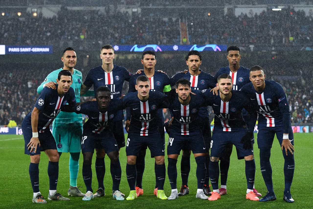 Paris Saint-Germain. Sus jugadores están valuados en 1,050 millones de euros, sus activos tangibles valen 99.9 millones de euros y cuentan con 138 millones de euros en el banco.
