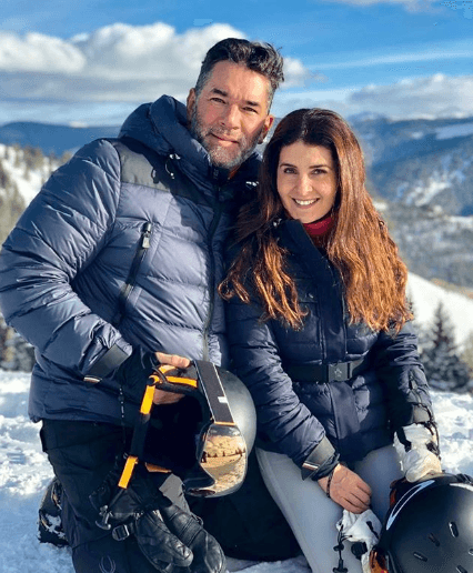 Mayrin Villanueva y su familia aprovecharon la época decembrina para disfrutar de deportes extremos en la nieve.