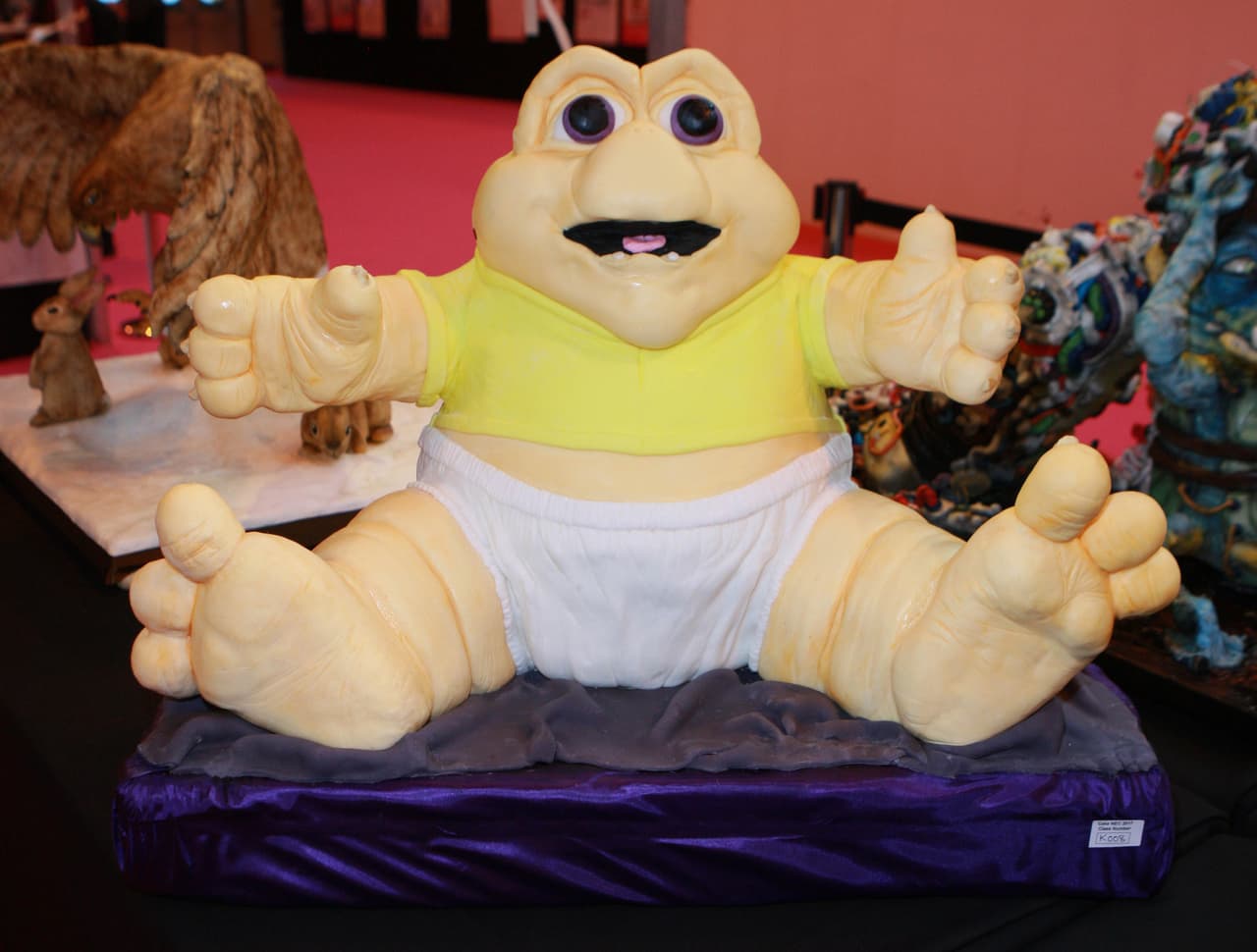 La competencia de pasteles mundial, Cake International, exhibió pasteles que llevan la decoración culinaria a lugares inesperados, con repostería en forma de personajes de películas, pájaros, perros y hasta un bebé. El show se llevará a cabo del 17 al 19 de marzo en Birmingham, Inglaterra.