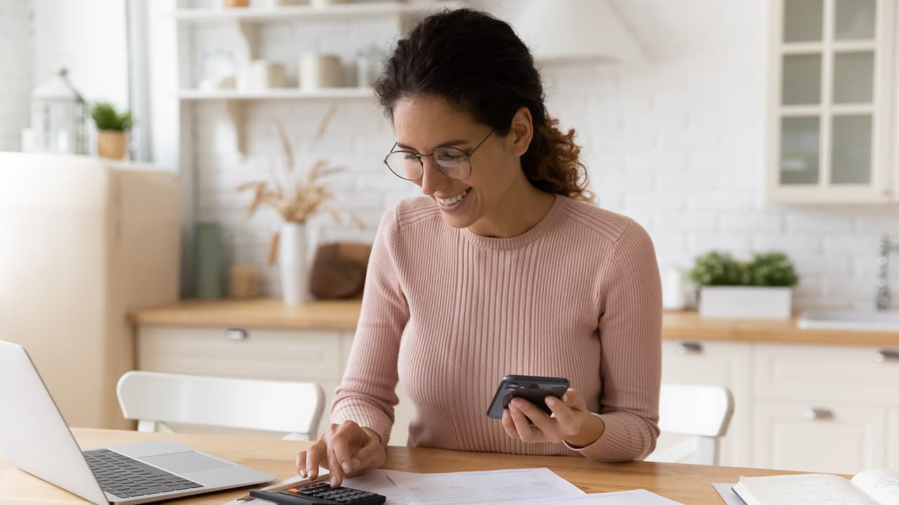 <b>Errores en los datos</b>
<br>Asegúrate de que los nombres, fechas de nacimiento y números de Seguro Social o número ITIN sean correctos de cada dependiente que figura en tu declaración.