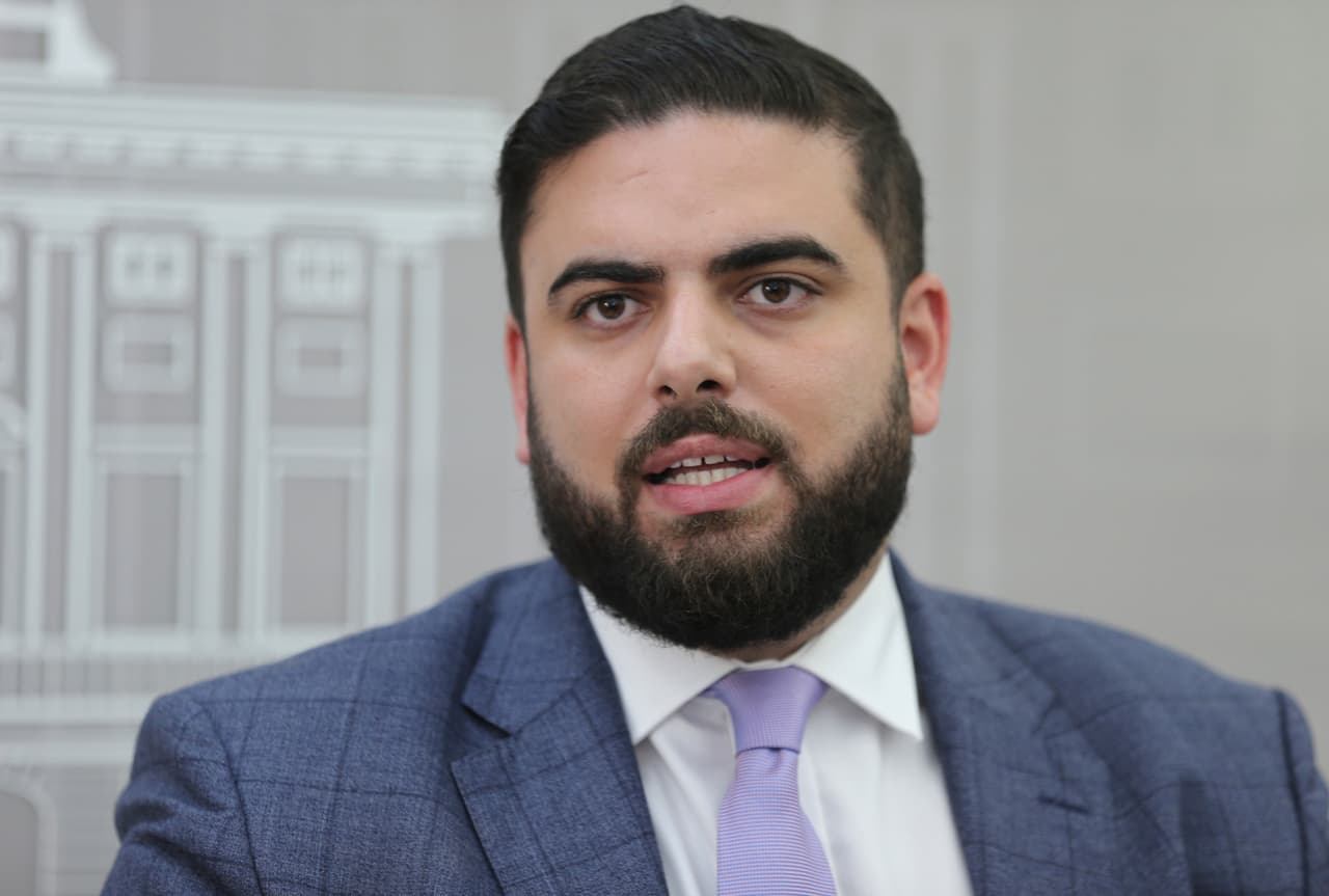 Anthony Maceira, exsecretario de la Gobernación, dijo que no estaba en el chat, pero fue agregado por Alfonso Orona.