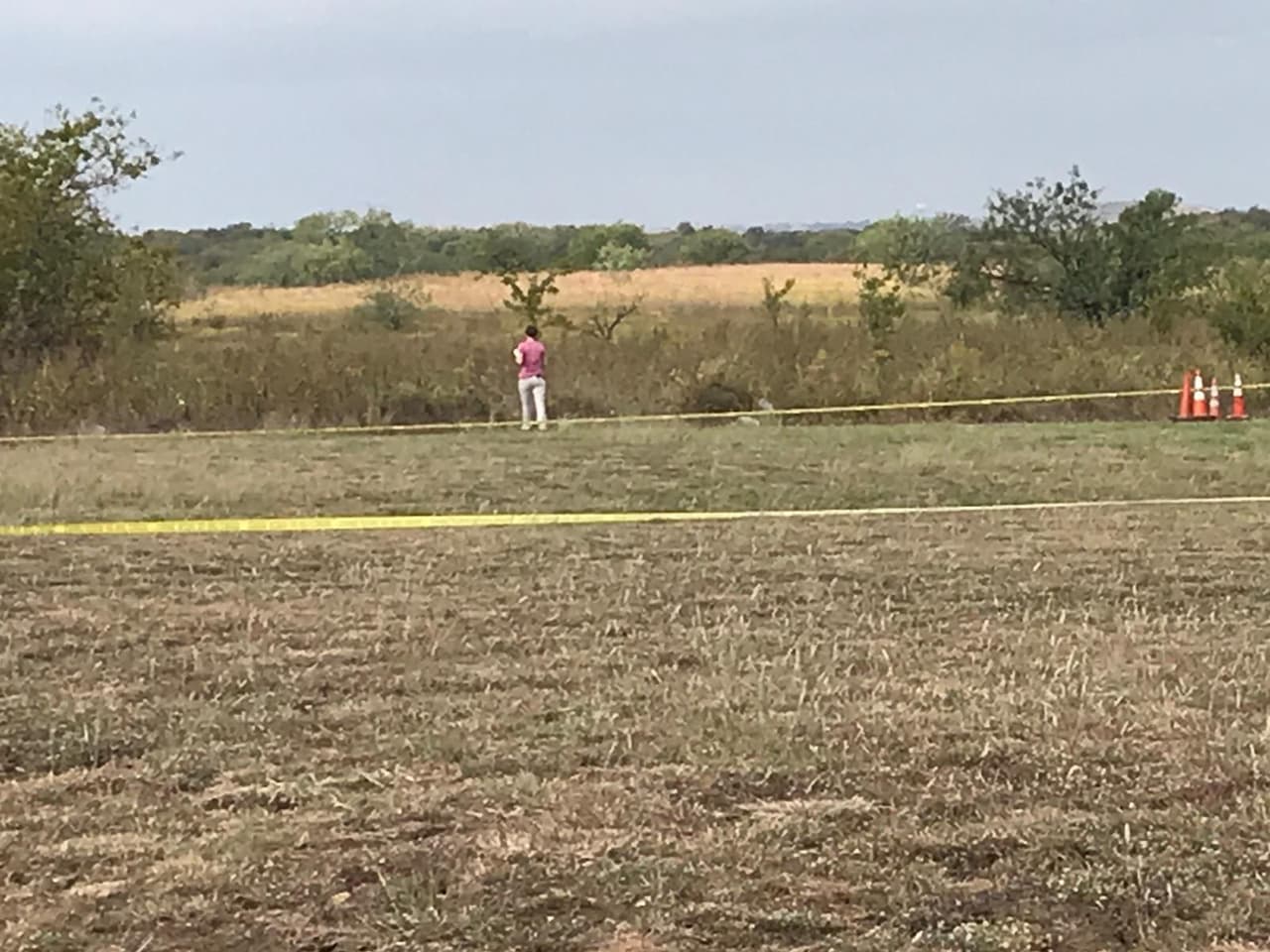 Autoridades investigan el hallazgo de restos humanos en el área de Lewisville