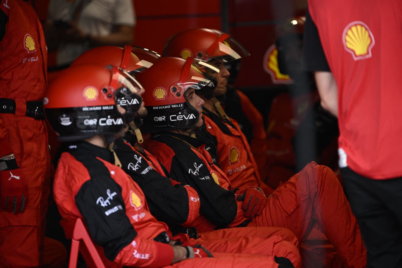 Max Verstappen ganó el primer Gran Premio de Miami, por delante de Charles Leclerc y Carlos Sainz: Checo Pérez fue cuarto.