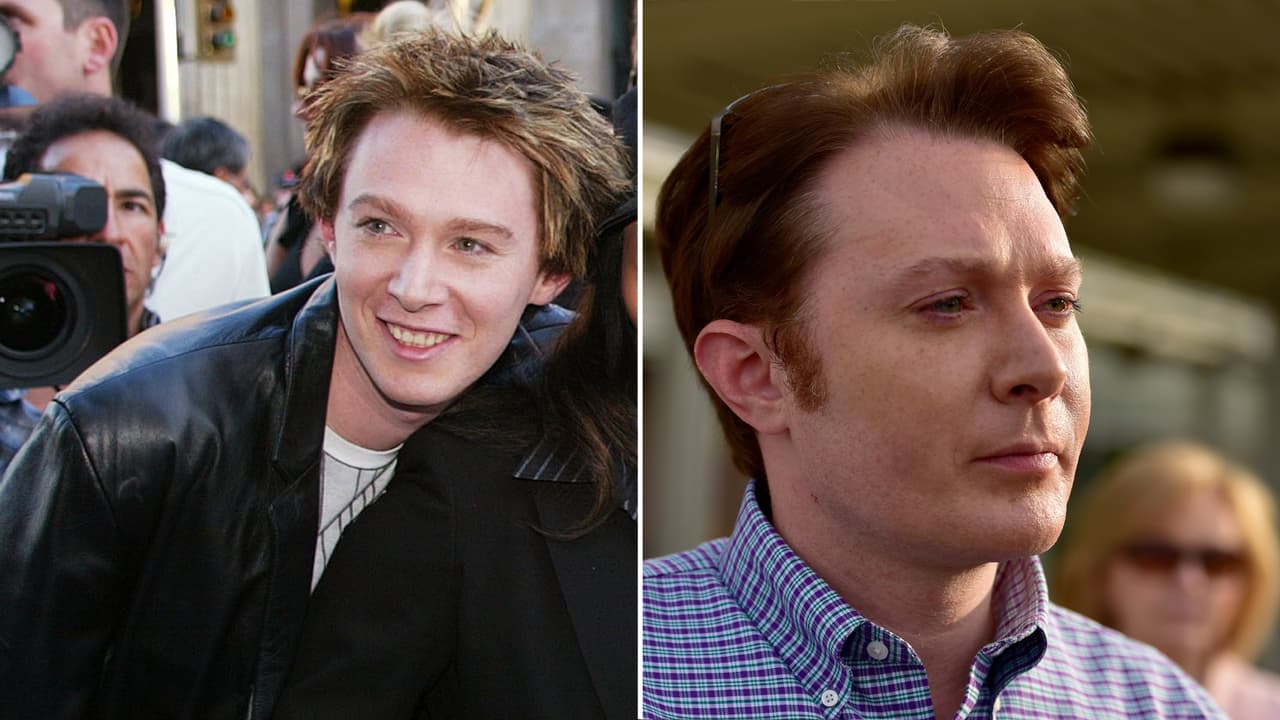 ¿Se acuerdan de Clay Aiken? Te refrescamos la memoria. Primer finalista de American Idol en 2003. En su momento fue un
<i>shocker</i> cuando anunciaron el nombre del ganador, Ruben Studdard, pues se esperaba fuera Aiken. Clay sólo tiene 38 años pero ya es fan del bisturí.