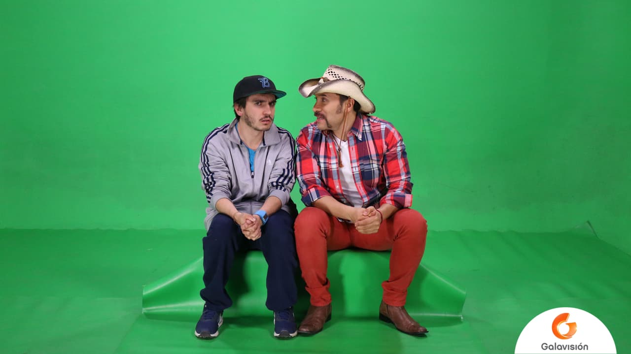 Antes de comenzar grabaciones aprovecharon para repasar el guión.