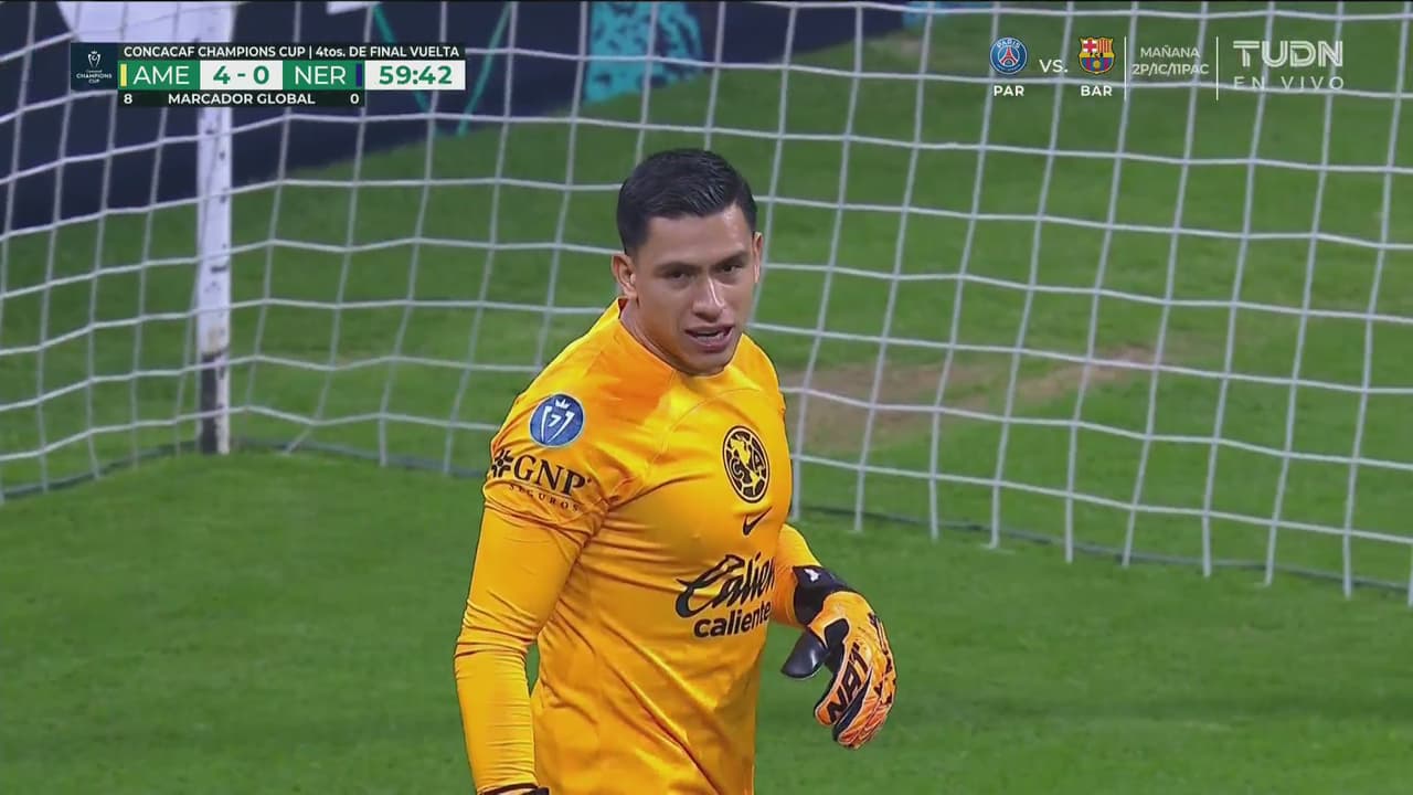 ¡Malagón le niega el gol de la honra a Bajraktarevic y a New England!