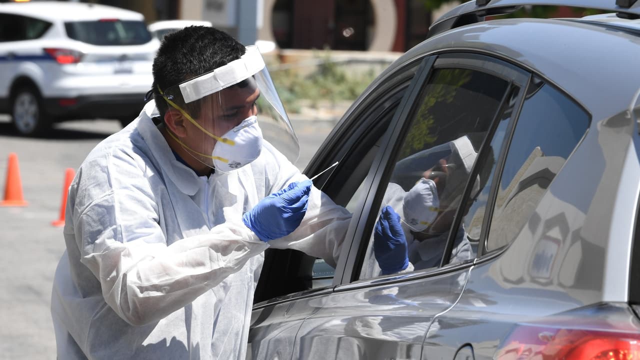 La cifra de nuevos casos de coronavirus en Arizona va a la baja, pero sigue siendo elevada