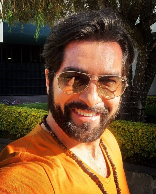 Con 45 años, 
<b>Arturo Carmona</b> es uno de los galanes favoritos de las telenovelas. 
<br>