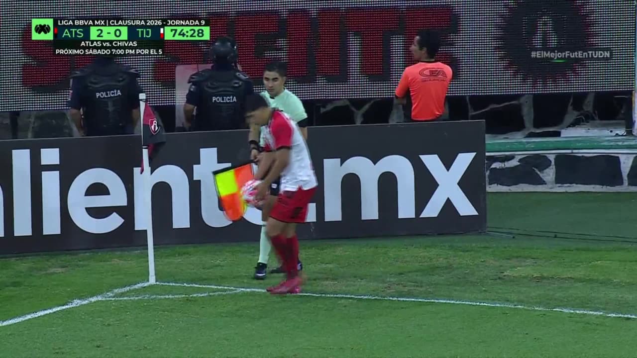 ¡TIRO ATAJADO! disparo por Ignacio Rivero.