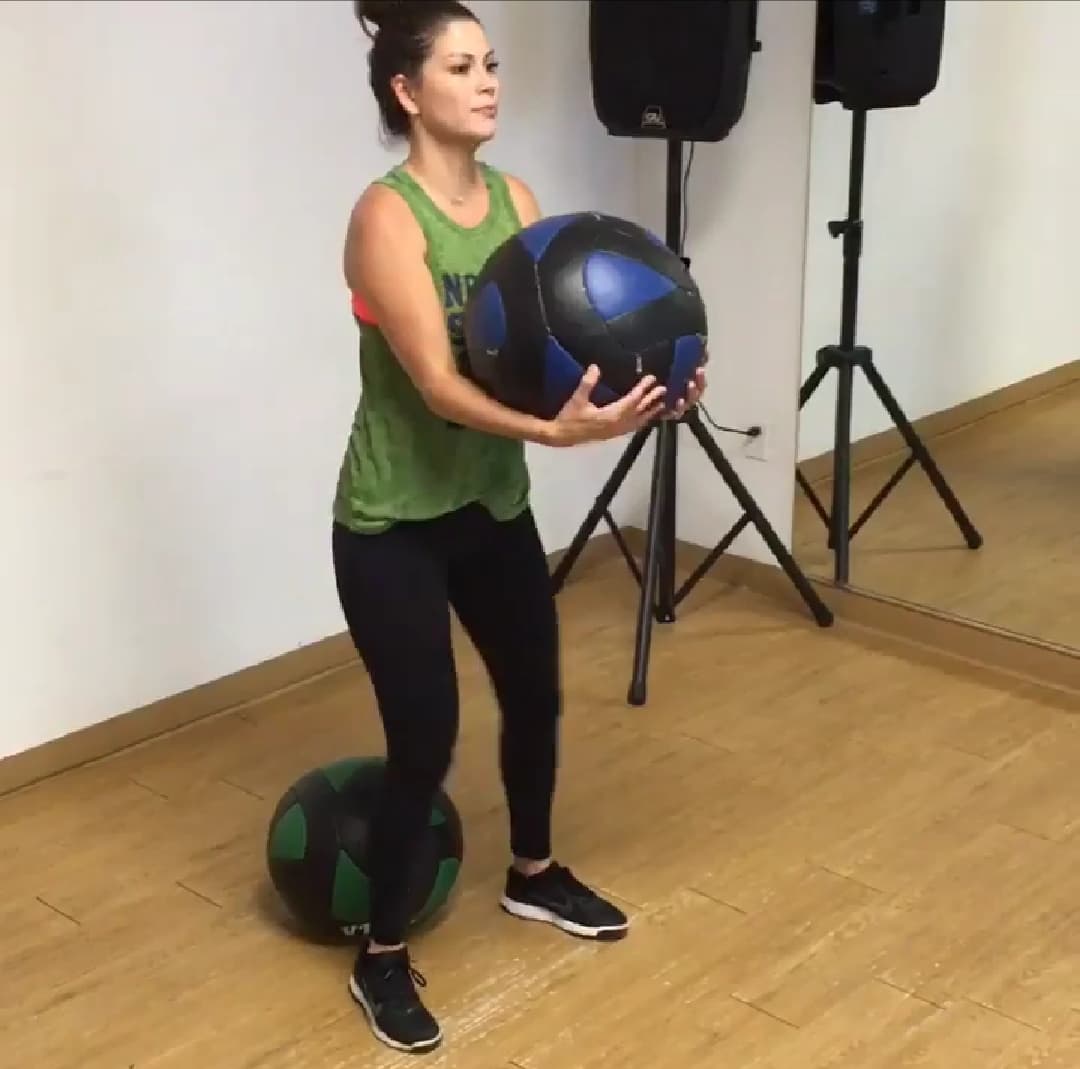 La conductora se enfoca en mantenerse en forma, si bien no es su actividad favorita, se esfuerza en sus rutinas.