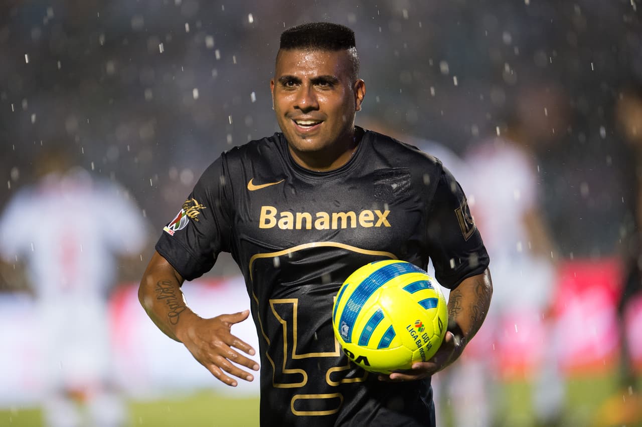 Pumas vence a Morelia en partido amistoso