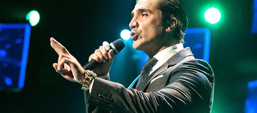 Hasta hace unos días, el cantante no había hablado de su accidente, hasta que a través de sus redes contó lo ocurrido y mandó saludos a sus fieles seguidores.