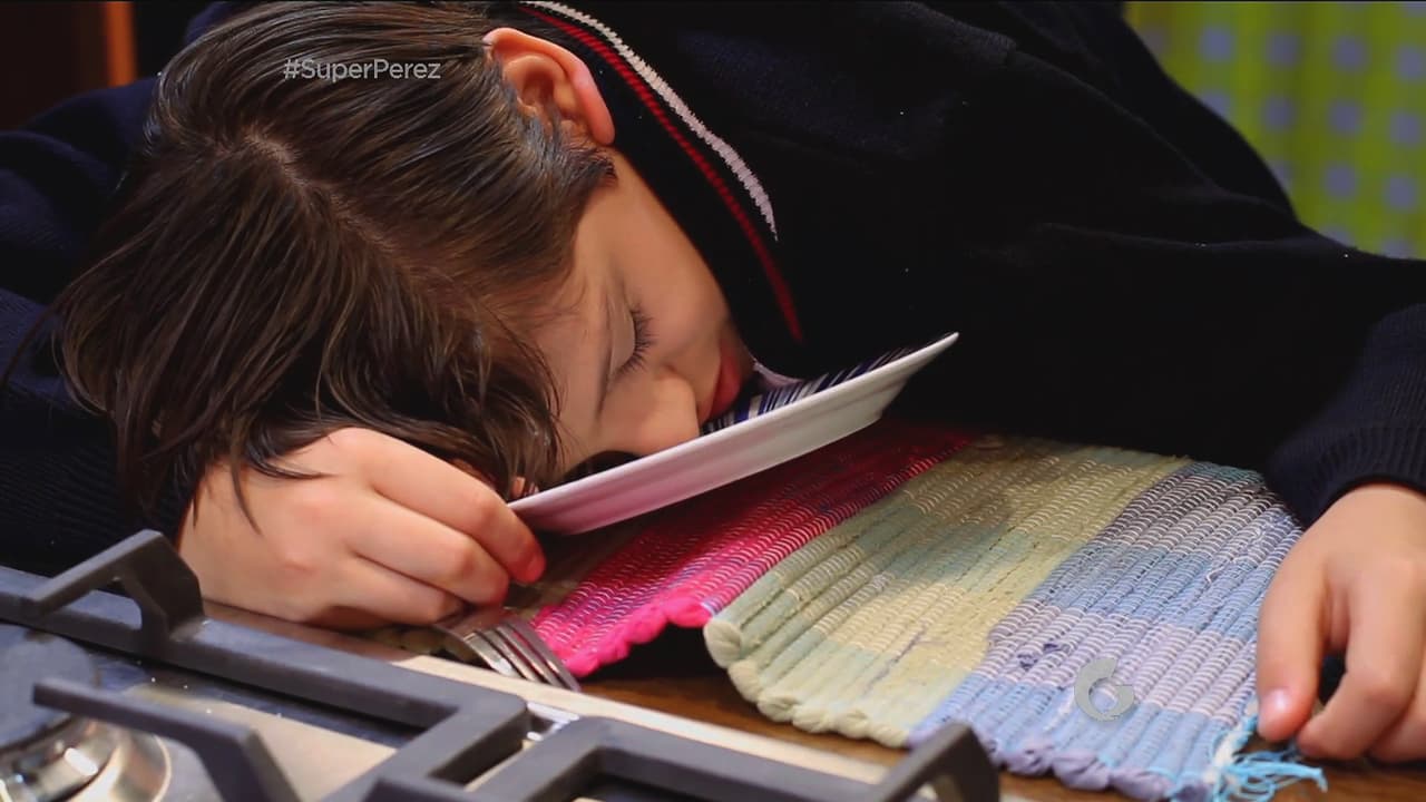 Lo peor es que tienen que levantarse temprano y hacer sus actividades normales, por ejemplo, ir a la escuela, ¿verdad, Poncho?