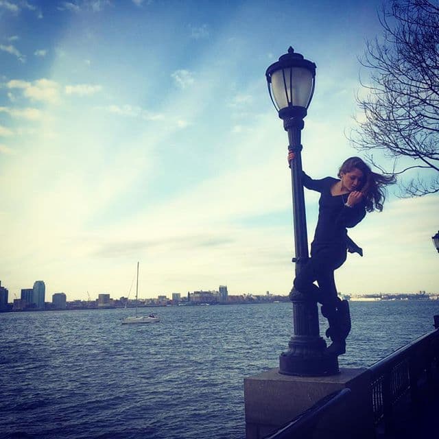 Gozando de la Gran Manzana.