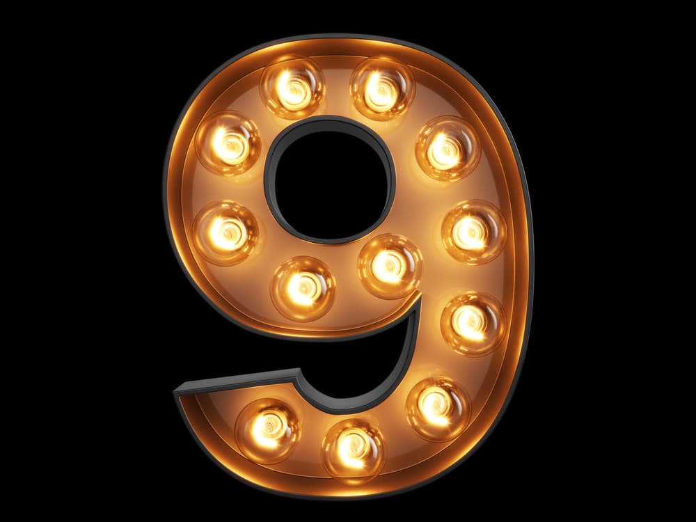 Existe una relación entre el nueve y otros factores importantes en nuestras vidas. El nueve puede aparecer en la fecha de nacimiento o en el nombre y cuando esto ocurre está indicando la afinidad que se tiene con el ciclo nueve y cómo se puede aprovechar para transformar la realidad.