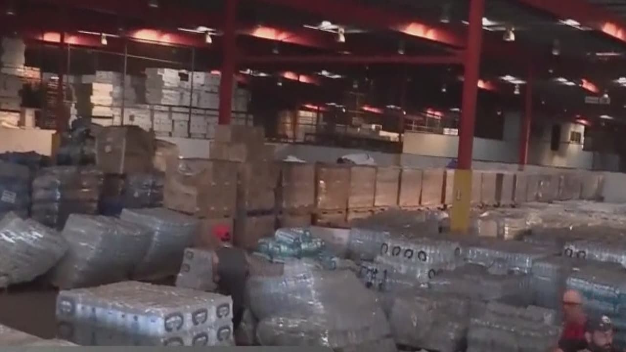 Revelan inventario de suministros almacenados en Ponce y Guaynabo