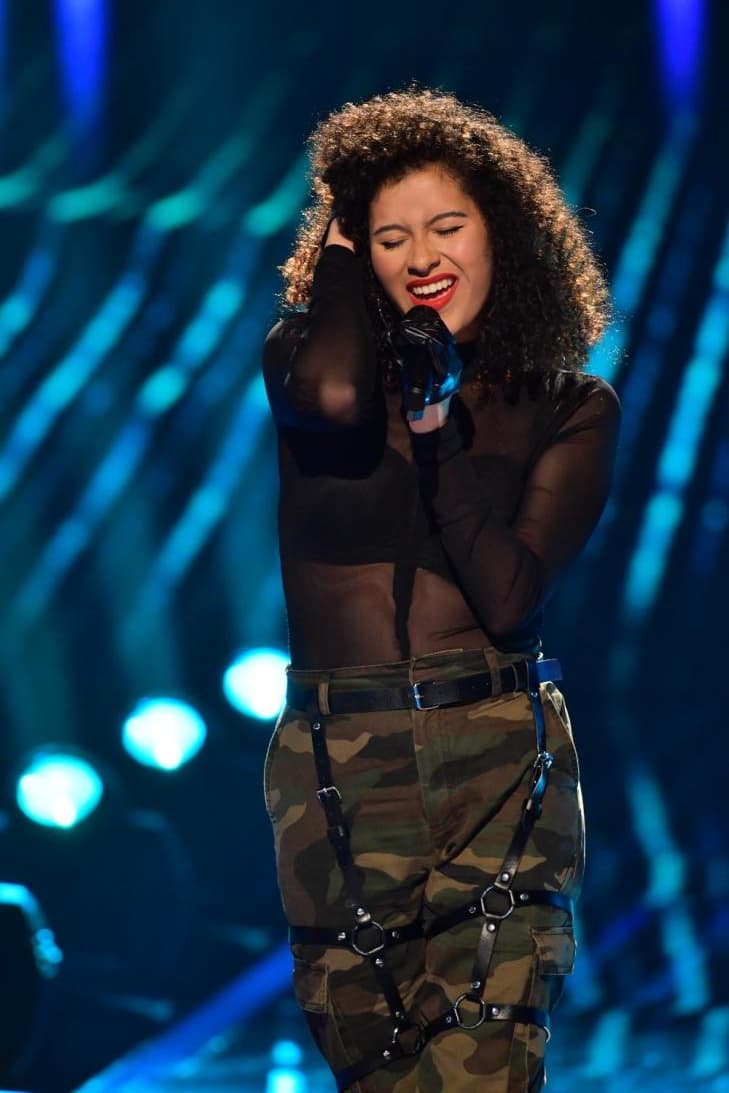 Nació en Ecuador y tiene 18 años.