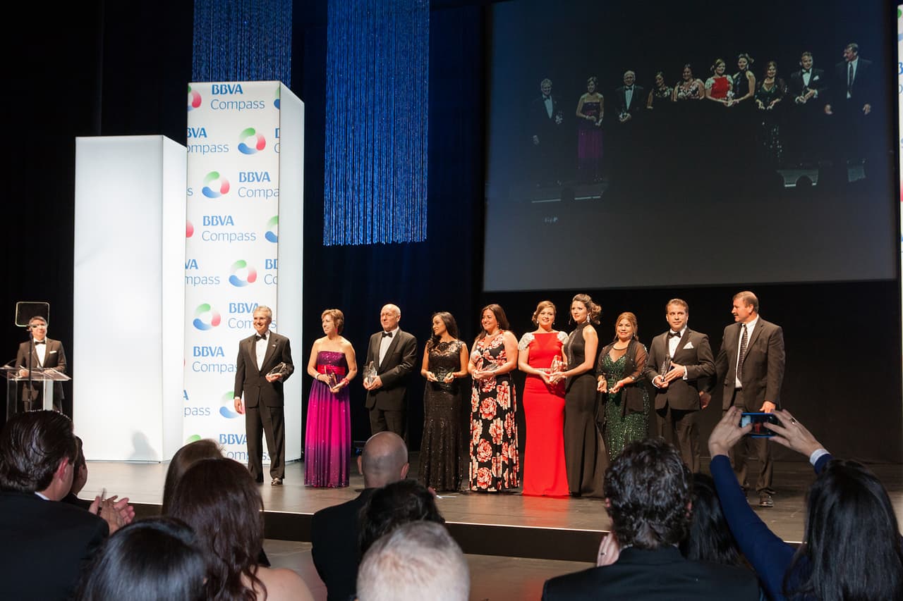 Reconocimiento a emprendedores, ejecutivos y líderes empresariales latinos