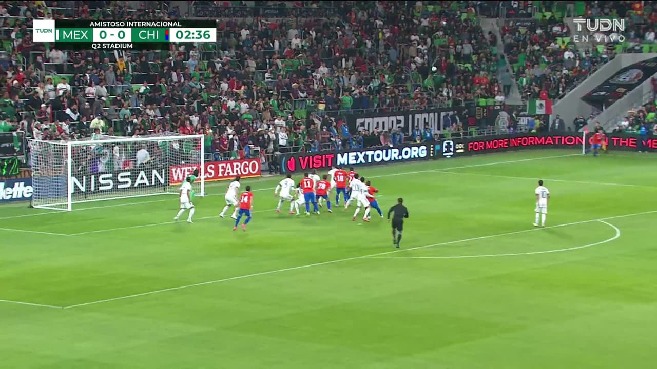 ¡TIRO ATAJADO! disparo por Benjamín Kuscevic.