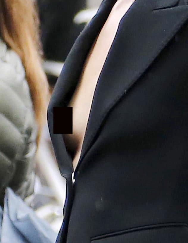 Y sin querer, tuvo un 'wardrobe malfunction'.