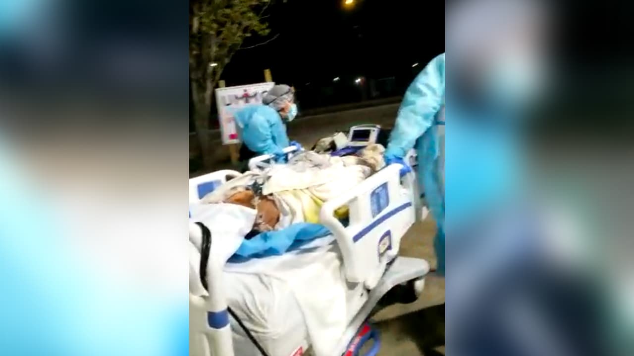 “El coronavirus está aquí para quedarse y no se va a ir hasta que todos tengamos inmunidad y eso va a tomar tiempo, debe haber una vacuna, gente debe haber tenido contagios y haber creado inmunidad”, señaló el doctor Varón.
<br>