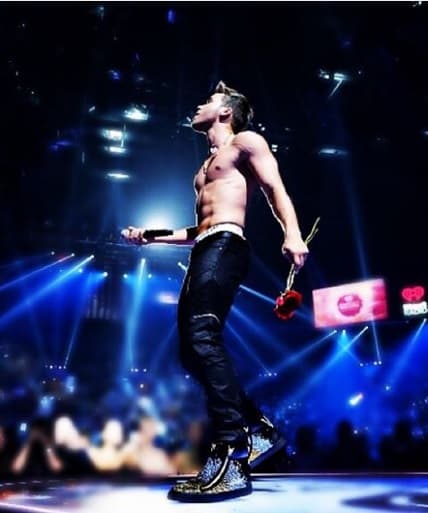 La ceremonia religiosa se celebró en la 
<b><a href="http://www.de-paseo.com/san-miguel-de-allende/item/las-monjas/" target="_blank">Iglesia de la Inmaculada Concepción, Las Monjas</a></b>, ubicada en el centro de San Miguel de Allende.