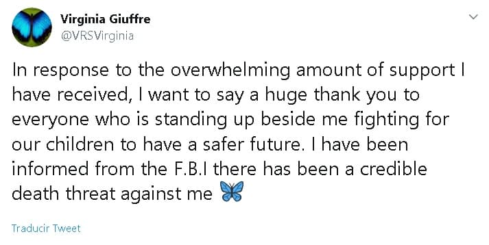 "En respuesta a la abrumadora cantidad de apoyo que he recibido, quiero agradecer enormemente a todos los que están a mi lado luchando por que nuestros hijos tengan un futuro más seguro. He sido informada desde el FBI que 
<b>ha habido una amenaza de muerte creíble </b>en mi contra", escribió en esa red social.
<br>