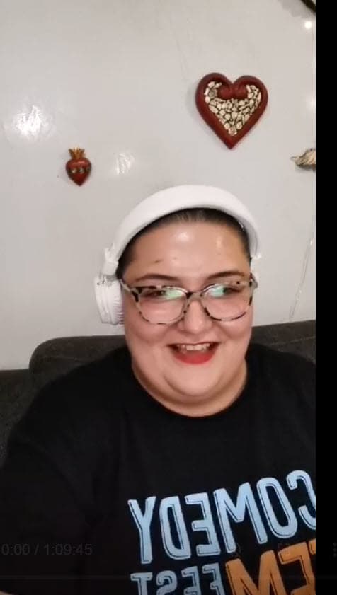 Aunque está consciente que podría tratarse de un comportamiento típico de los niños, también acotó: 
<b><a href="https://www.univision.com/musica/radio-nacional/victimas-de-burlas-y-ataques-famosos-que-sufrieron-acoso-infantil-video" target="_blank">"Nos han enseñado a ser crueles"</a></b>
<a href="https://www.univision.com/musica/radio-nacional/victimas-de-burlas-y-ataques-famosos-que-sufrieron-acoso-infantil-video" target="_blank">. </a>
<br>