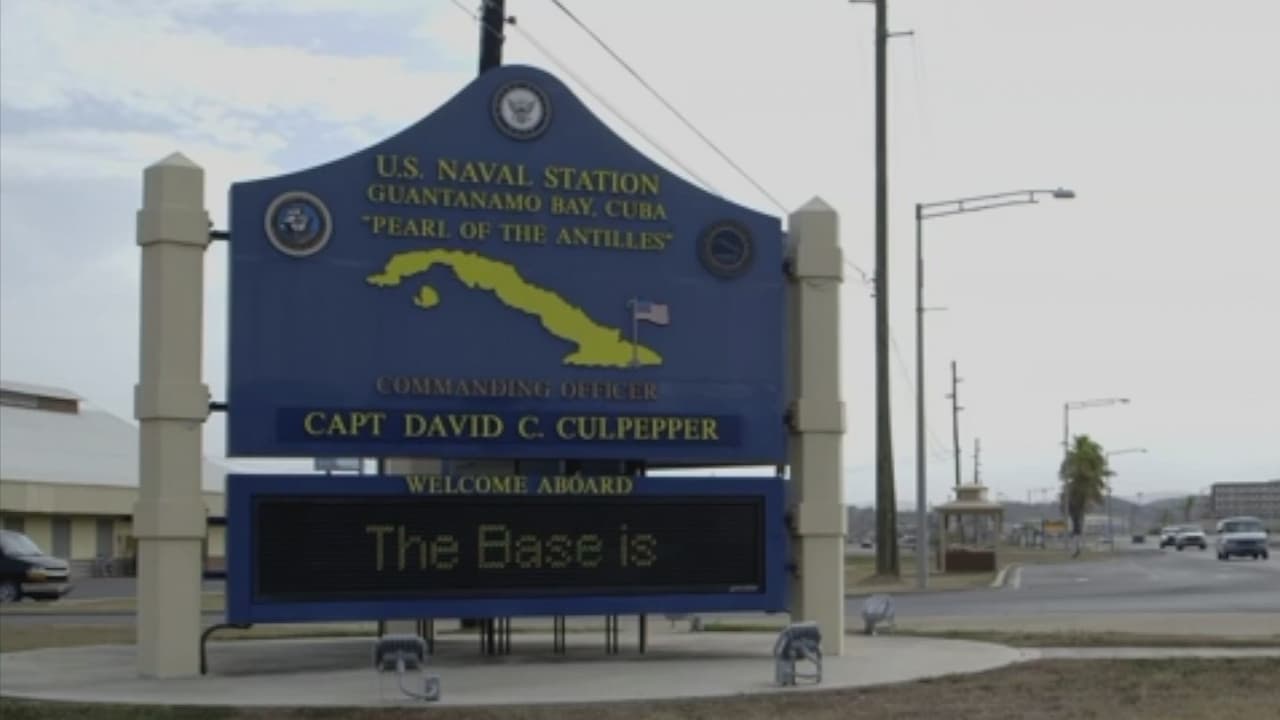 "No son delincuentes": Familiares expresan preocupación por cubanos enviados a Guantánamo