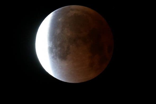 El eclipse lunar desde Miami, Florida.