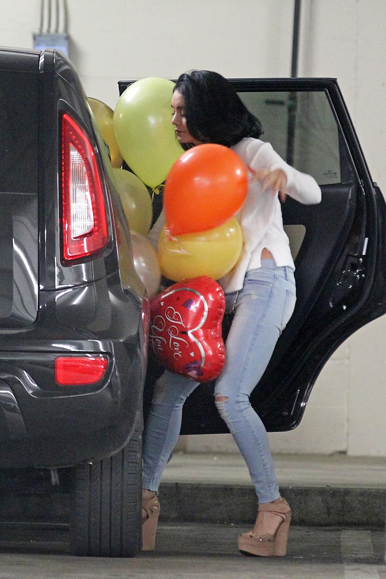 Seguramente esperando que a su mami le encantaran.