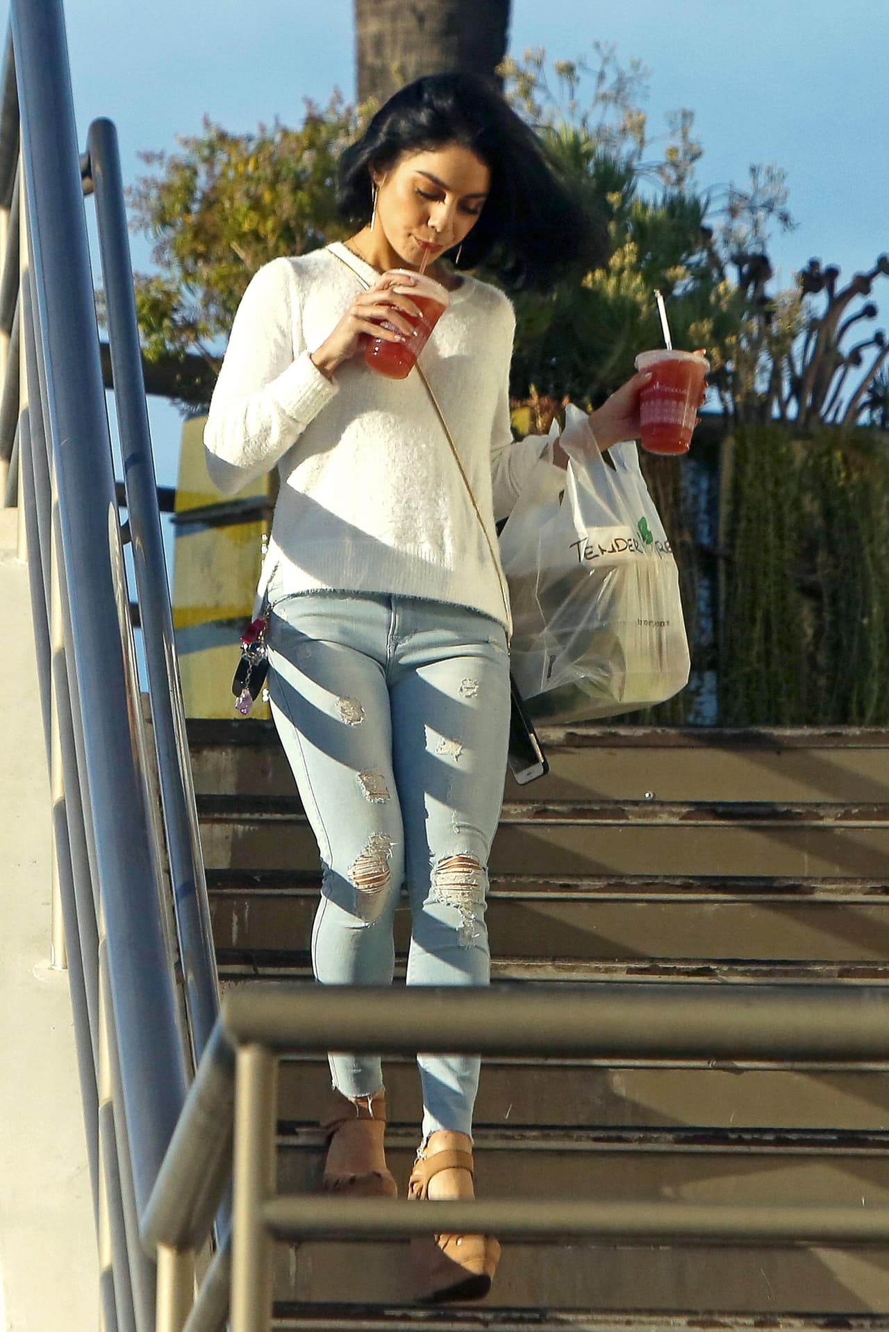 Y qué lindos detalles le dio Vanessa a su mami...