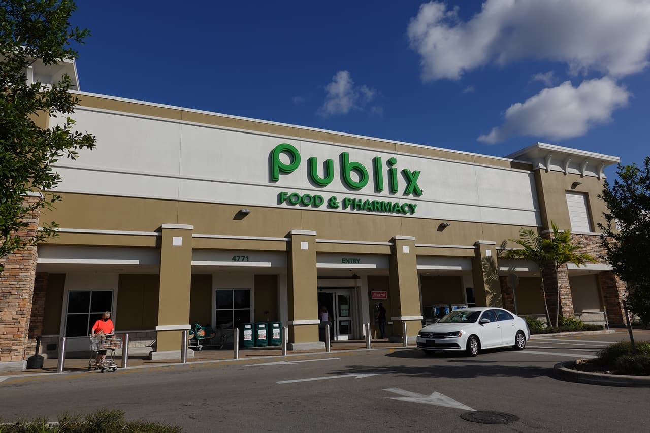 Publix anuncia que comenzará a vacunar contra el coronavirus en todas sus tiendas de Miami-Dade y Broward 