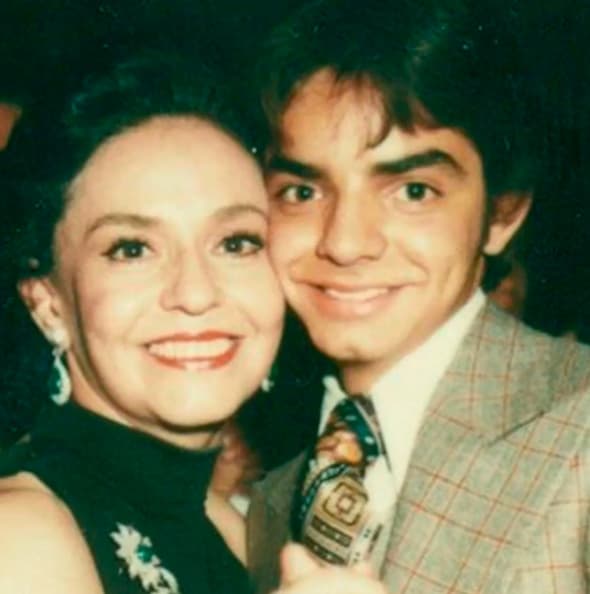 Cuando el actor perdió a su mamá pasó un trago amargo pero, después de dos meses de su partida, se convirtió en su amuleto y ángel guardián.