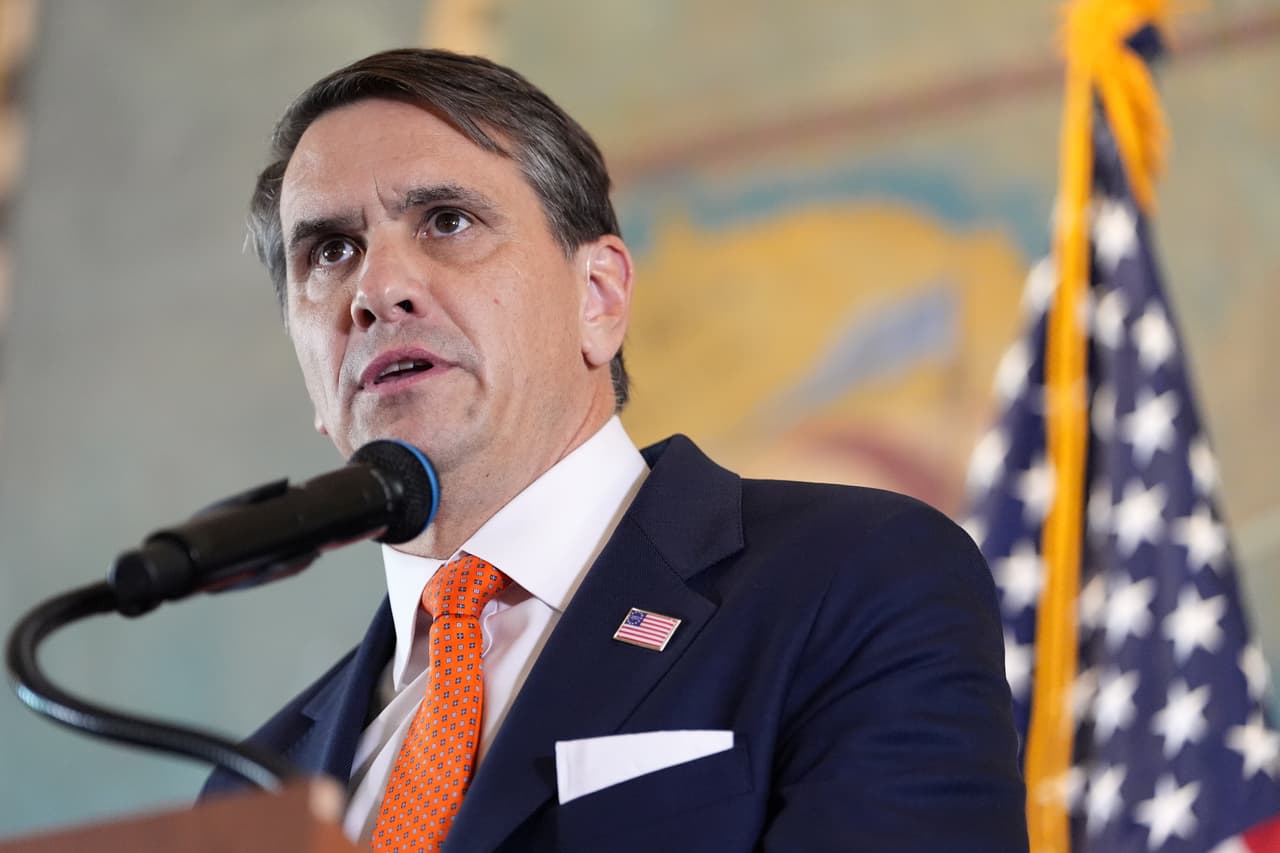 Donald Trump nomina a Todd Blanche para el cargo de fiscal general