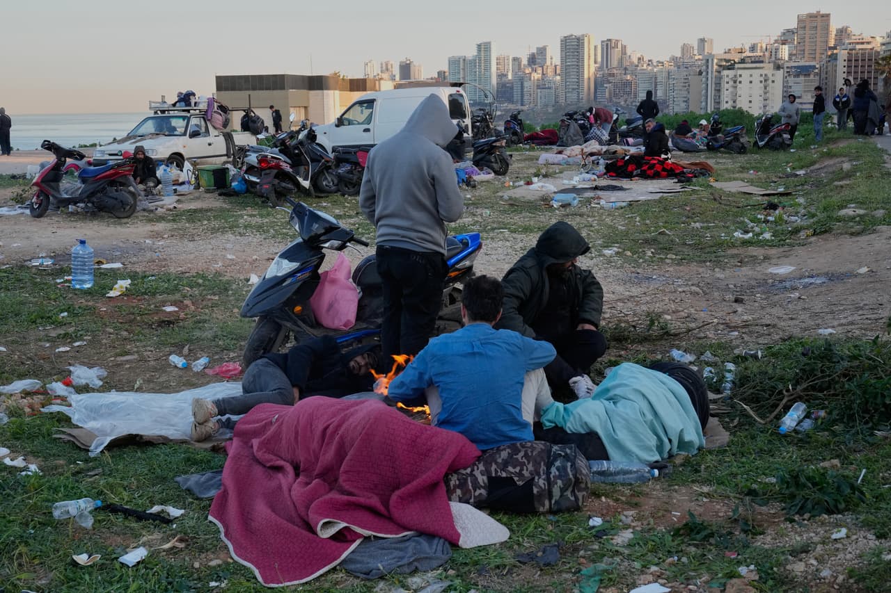 Personas desplazadas en Beirut, Líbano, por los ataques de Israel, el 6 de marzo de 2026.