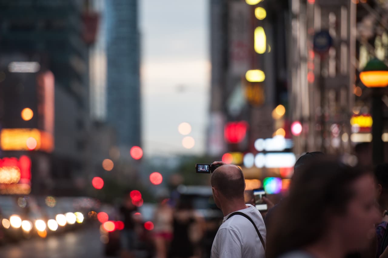 Las nubes obstaculizaron el disfrute del fenómeno en Manhattan.