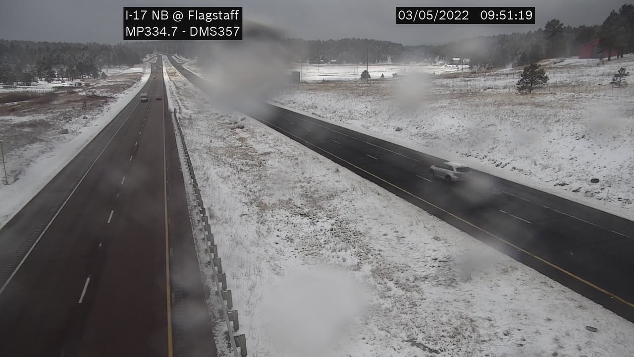 Para revisar las condiciones de la carretera, llame al 511 o visite 
<b>az511.gov</b> .