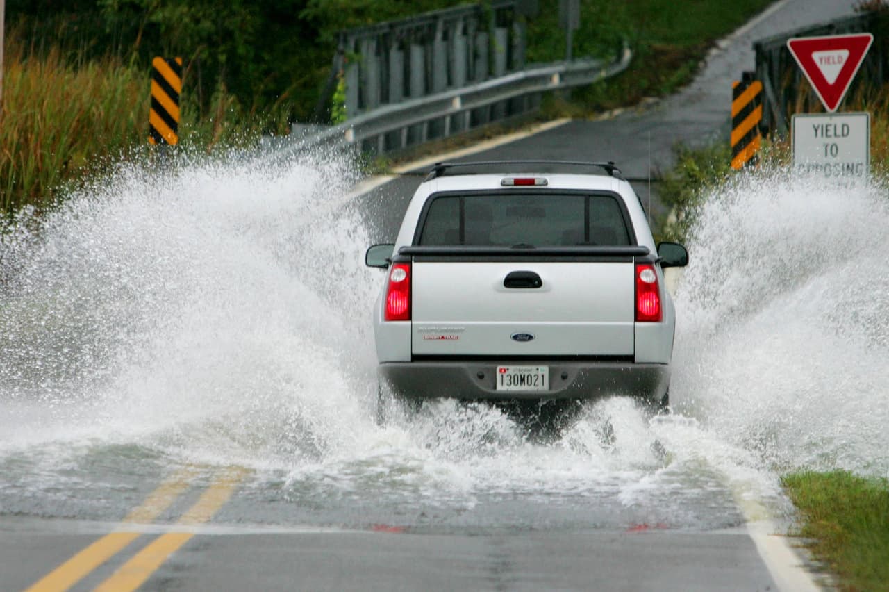 Emiten advertencia por inundaciones en tres condados del centro de Texas