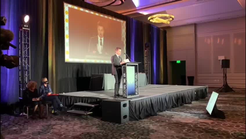 Reconocen trayectoria periodística de Gianncarlo Cifuentes, director regional de noticias de Univision