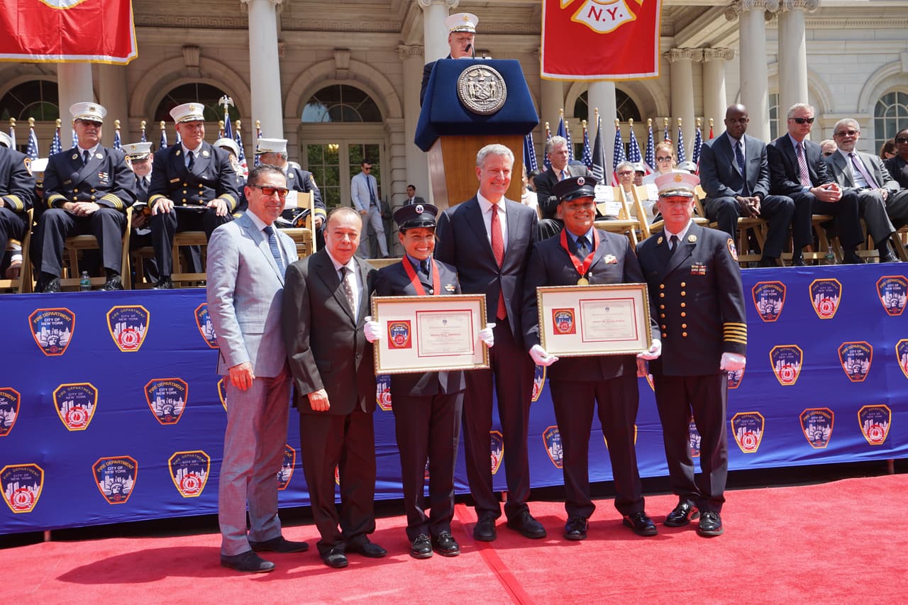 Marilyn Arroyo y Jimmy Guailacela rescataron a tres personas en 2012.