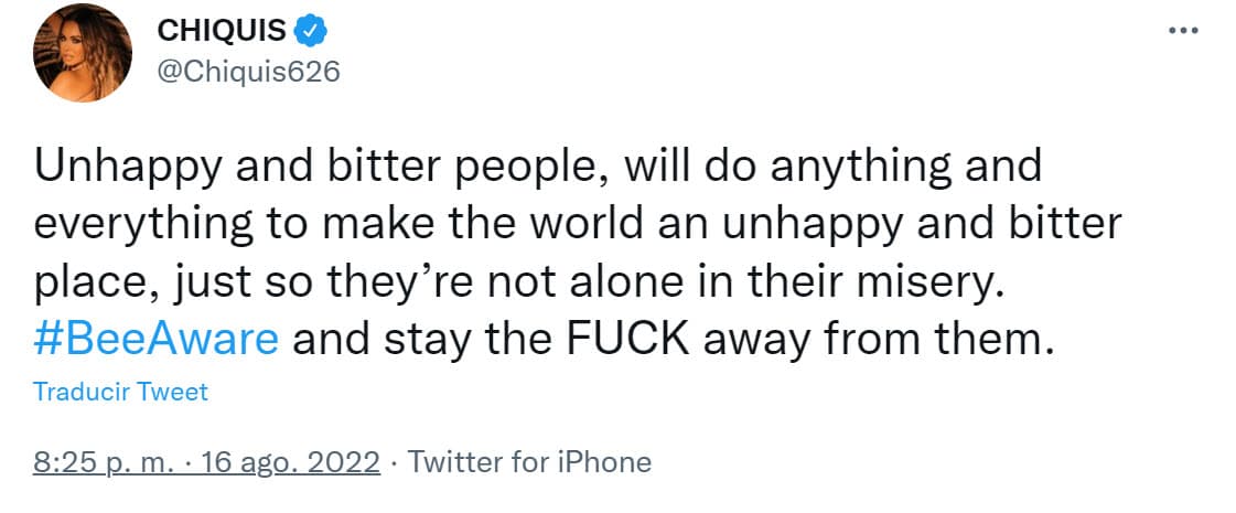 "Las 
<b>personas infelices y amargadas</b> harán cualquier cosa para hacer del mundo un lugar infeliz y amargo, solo para que no estén solos en su miseria", dijo en otro. 
<br>