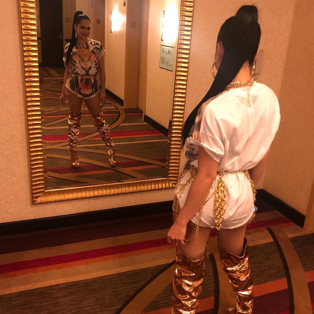 Y mostró como fue su preparación antes de salir al escenario.