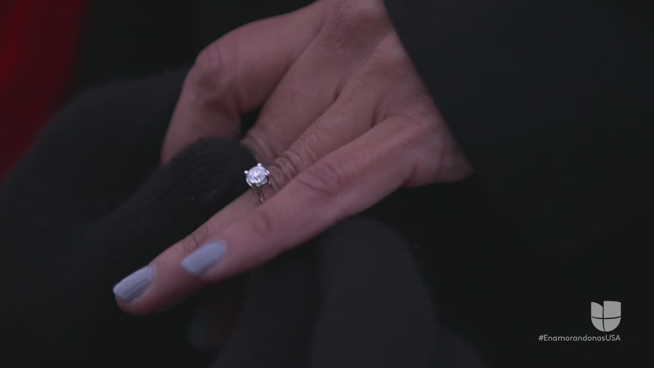 Esta es la hermosa argolla de matrimonio que ahora luce Dolly.